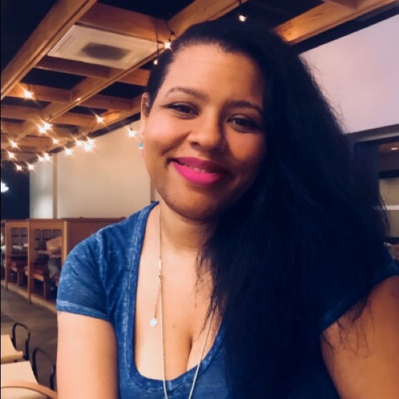 Meet your Posher, Nene - Picture 1 of 2